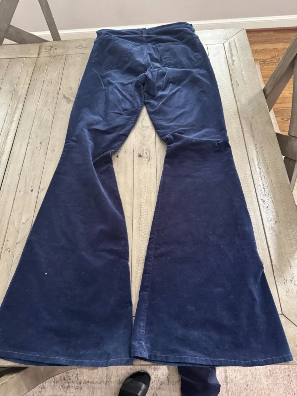 L'AGENCE Solana Big Flare Jeans Navy Blue Velvet Size 26
